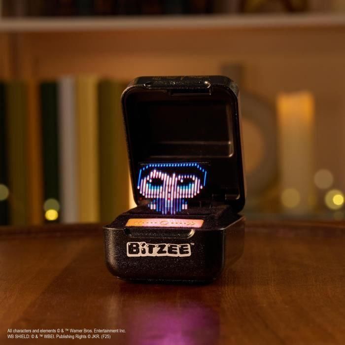 Spin Master 6072599 Bitzee Mascota Digital Harry Potter, con 20 Personajes Coleccionables del Mundo Mágico Táctil 4