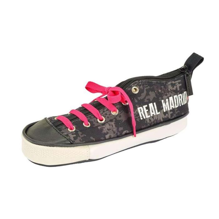 Estuche Real Madrid C.F. 811924830 Negro (24 x 8 x 8.5 cm) 0 Estuche Real Madrid C.F. 811924830 Negro (24 x 8 x 8.5 cm) 0