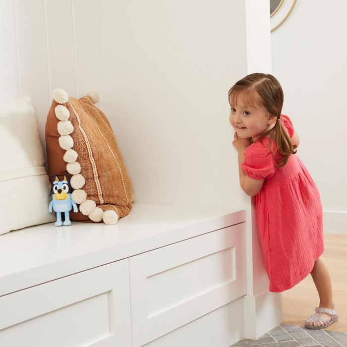 Moose 91580 Bluey Juego del Escondite - Juguete Educativo Interactivo con Voz y Sonidos para Niños +3 Años 2