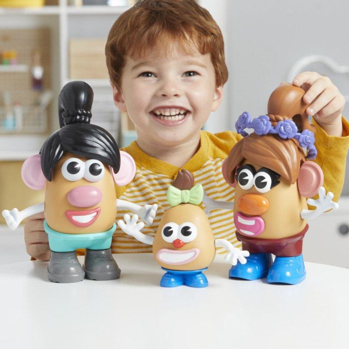 Playskool F9408 Potato Head Crea Tu Familia - Set de 3 Cuerpos (2 Grandes, 1 Pequeño) y 41 Accesorios Mix & Match para Niños +2 años 12 Playskool F9408 Potato Head Crea Tu Familia - Set de 3 Cuerpos (2 Grandes, 1 Pequeño) y 41 Accesorios Mix & Match para Niños +2 años 12