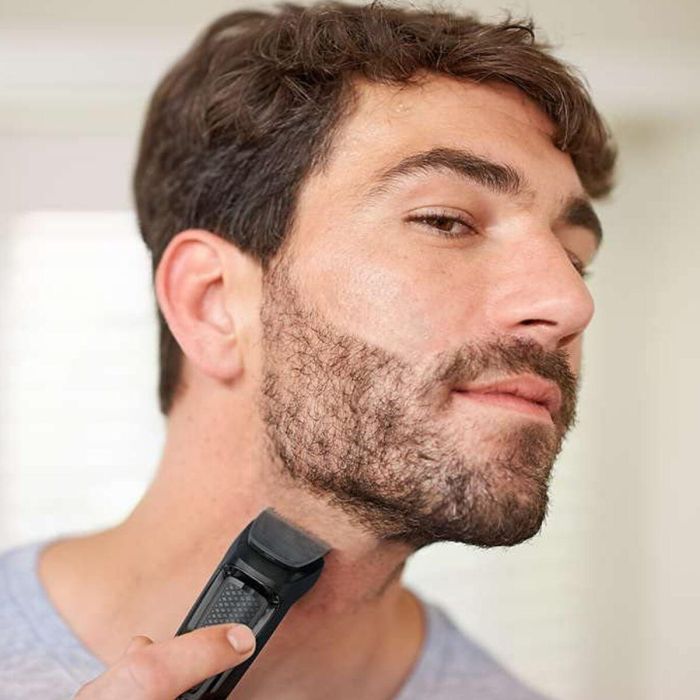 Philips Multigroom Series 3000 mg3710 - Afeitadora con 6 herramientas, recortador y peines para barba, carga en 16 horas 4