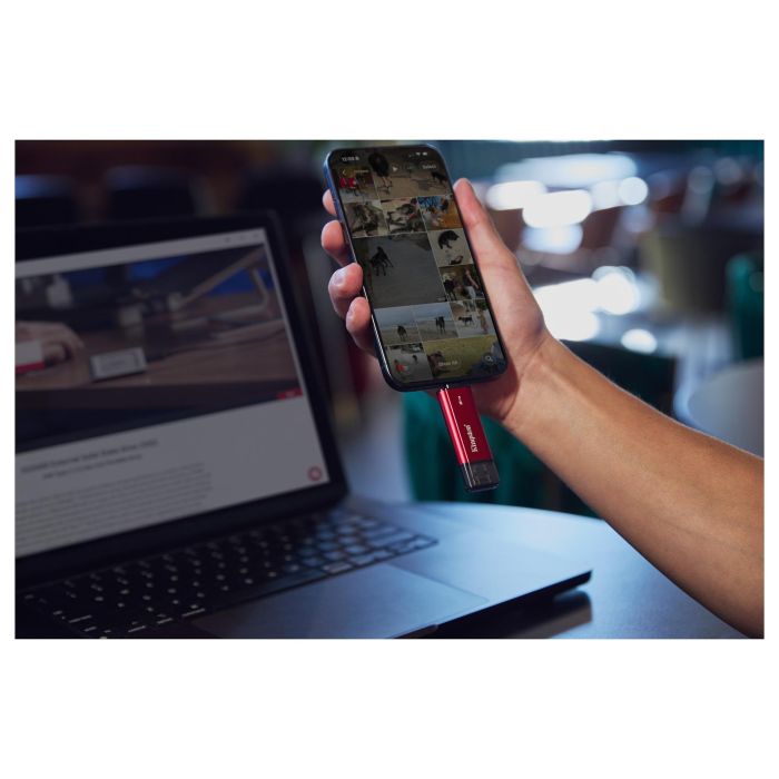 Kingston 2TB SSD Portable Dual USB-A/C Hasta 1050MB/s USB 3.2 Gen 2 Negro Rojo 17