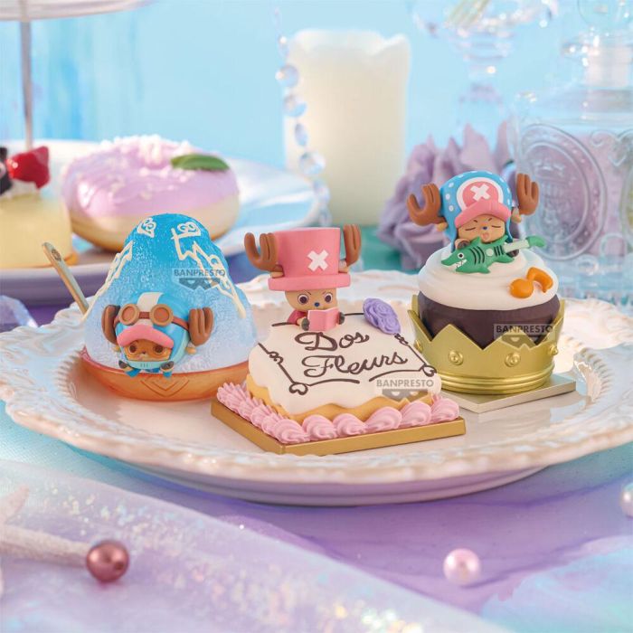 Banpresto One Piece Paldolce Collection Figura Tony Tony Chopper Leyendo un Libro sobre un Pastel Decorativo Coleccionable PVC 6 cm 3