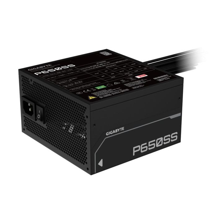 Gigabyte P550SS 28200-P65SB-1EUR Fuente Alimentación PC 550W 80 PLUS Silver PCIe 5.0 ATX 3.1 Modular 120mm Blanco 4 Gigabyte P550SS 28200-P65SB-1EUR Fuente Alimentación PC 550W 80 PLUS Silver PCIe 5.0 ATX 3.1 Modular 120mm Blanco 4