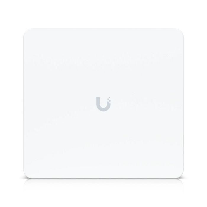 Ubiquiti Enterprise Access Hub para Control de Acceso 8 Puertas con Respaldo de Batería, 10 Puertos Gigabit, 8 PoE 240W Ubiquiti Enterprise Access Hub para Control de Acceso 8 Puertas con Respaldo de Batería, 10 Puertos Gigabit, 8 PoE 240W
