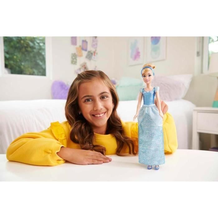 Disney Muñeca Princesa Cenicienta Articulada de 29 cm, Juguete Infantil para Niñas, Edad Recomendada a Partir de 3 Años 1
