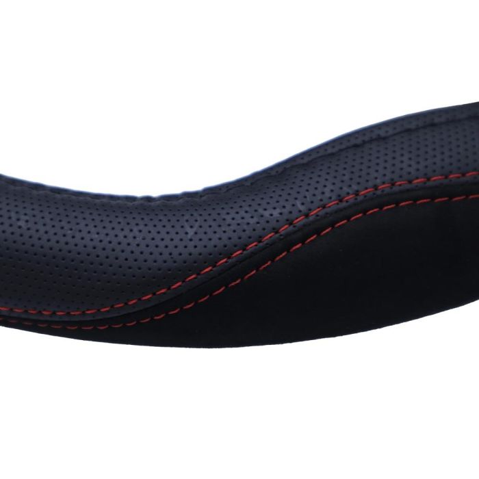 Momo Funda Volante Momo Comfort Microf. Blk-Red Stc_M 38-39 cm 2