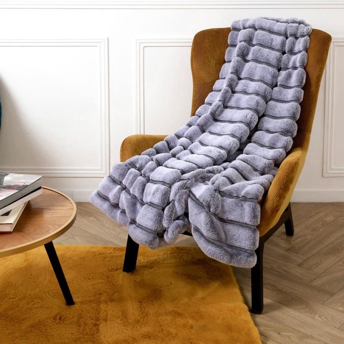 Home Deco Factory Manta Imitación Piel Gris Lounge 120x150 cm Suave Pelo Sintético 1