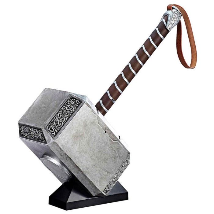 HASBRO Mjolnir Martillo de Thor Vengadores 1:1 Réplica con Luz y Sonido HASBRO Mjolnir Martillo de Thor Vengadores 1:1 Réplica con Luz y Sonido