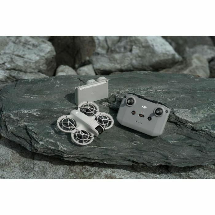 DJI DJI6941565988294 Dron ultracompacto Neo Fly More Combo 135g con accesorios y captura cinematográfica 8