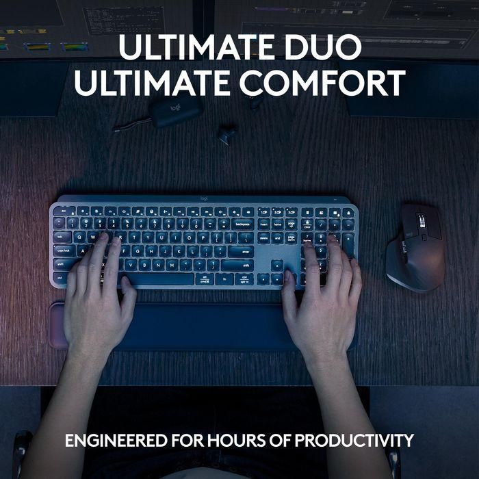 Logitech Logitech MX Keys S Combo Performance Combo: MX Master 3S, MX Keys S & MX Palm Rest The Master Series by Logitech 6 Logitech Logitech MX Keys S Combo Performance Combo: MX Master 3S, MX Keys S & MX Palm Rest The Master Series by Logitech 6