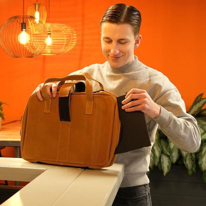 R-Go Tools Laptop bag R-Go Viva, full-grain leather, with integrated laptop stand, shoulder strap, 15.6-inch, brown 4 R-Go Tools Laptop bag R-Go Viva, full-grain leather, with integrated laptop stand, shoulder strap, 15.6-inch, brown 4