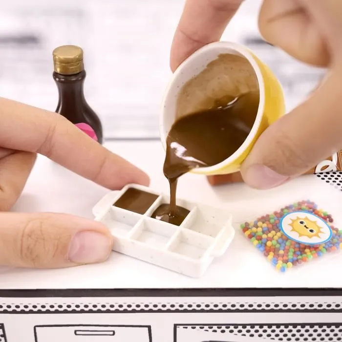 MGA Bola sorpresa Miniverse Make It Mini Foods Comida desde cero Crea tus miniaturas de tartas y pasteles desde cero 9 cm Modelos surtidos