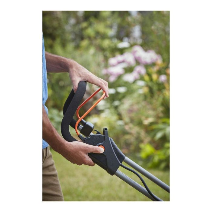 Black & Decker BCMW3318L2-QW Cortacésped Inalámbrico Litio 18V 33 cm, 2.5Ah con 2 baterías y cargador 13