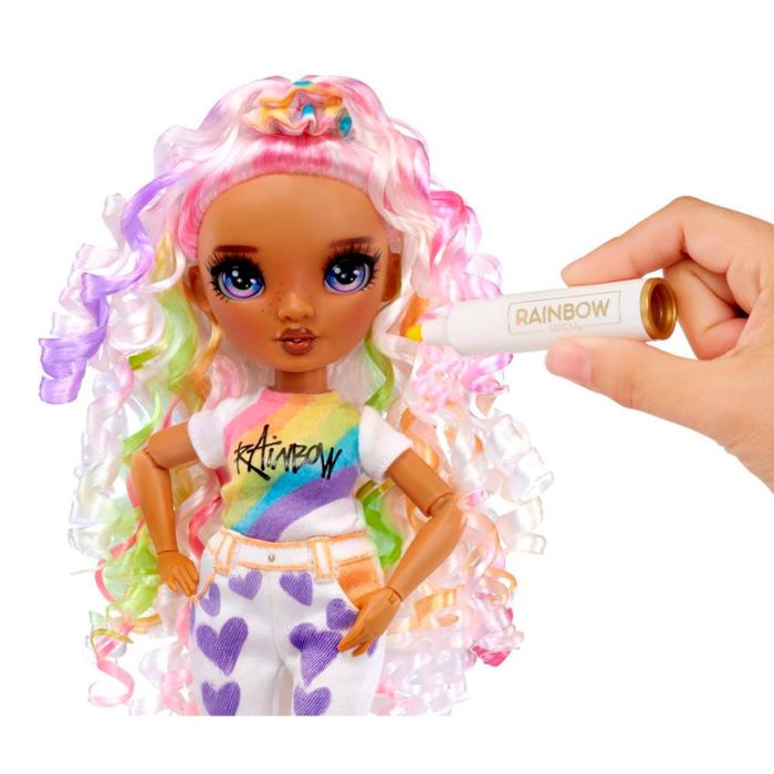 MGA Rainbow High 594147 Muñeca Color & Create Ojos Morados, Personalizable con Pinturas Borrables 3 MGA Rainbow High 594147 Muñeca Color & Create Ojos Morados, Personalizable con Pinturas Borrables 3