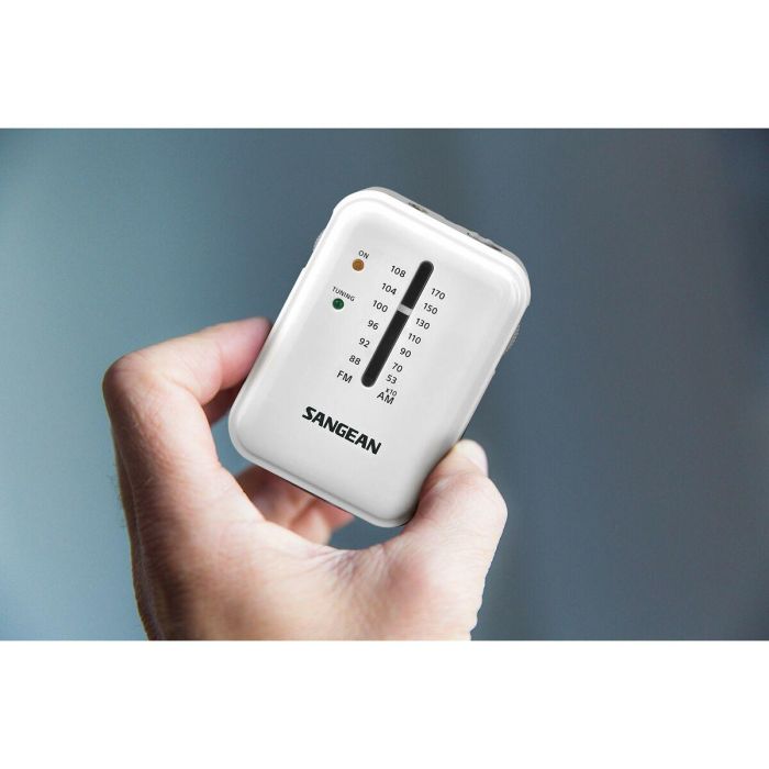 Radio Portátil Sangean SR-32 Blanco AM/FM 18 Radio Portátil Sangean SR-32 Blanco AM/FM 18