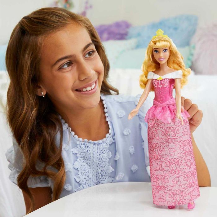 Mattel Hlw09 Muñeca Princesa Aurora La Bella Durmiente de moda articulada con vestido y tiara Disney Princess +3 años 4 Mattel Hlw09 Muñeca Princesa Aurora La Bella Durmiente de moda articulada con vestido y tiara Disney Princess +3 años 4