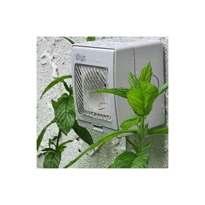 Enchufe exterior - KONYKS - Pluviose FR - WiFi - Blanco 1