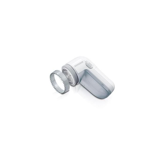 Severin CS 7976 Quitapelusas Eléctrico Blanco para Ropa, Elimina Pelusas y Bolitas, Alimentado por 2 Pilas C de 1.5V