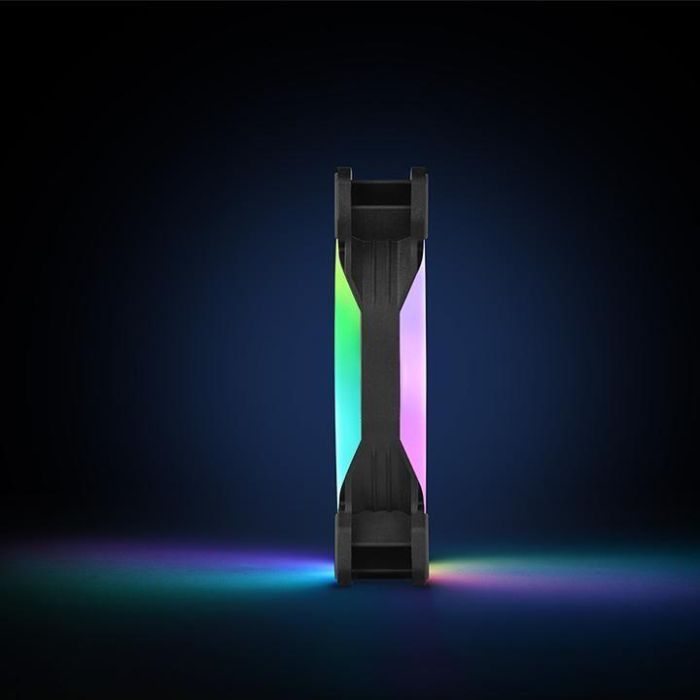 120mm Thermaltake Riing Trio 12 RGB 3 Pack 10 120mm Thermaltake Riing Trio 12 RGB 3 Pack 10