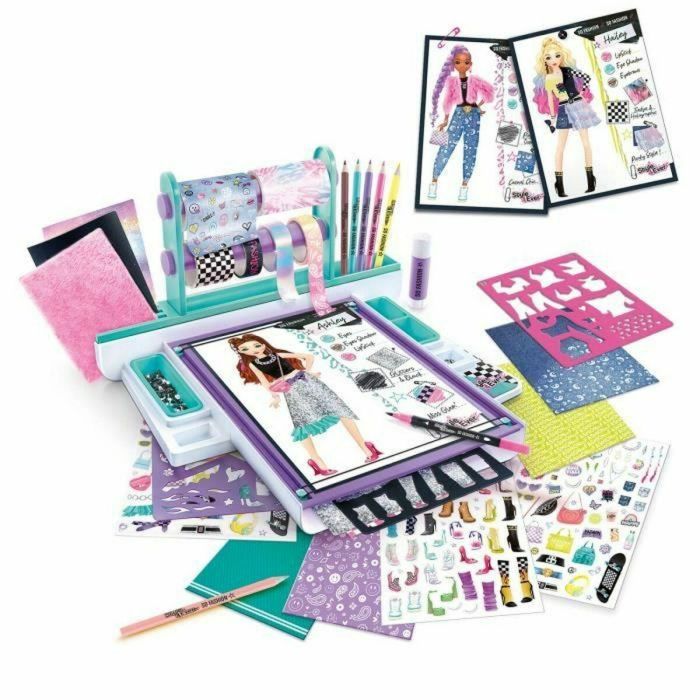 Fashion designer studio 3