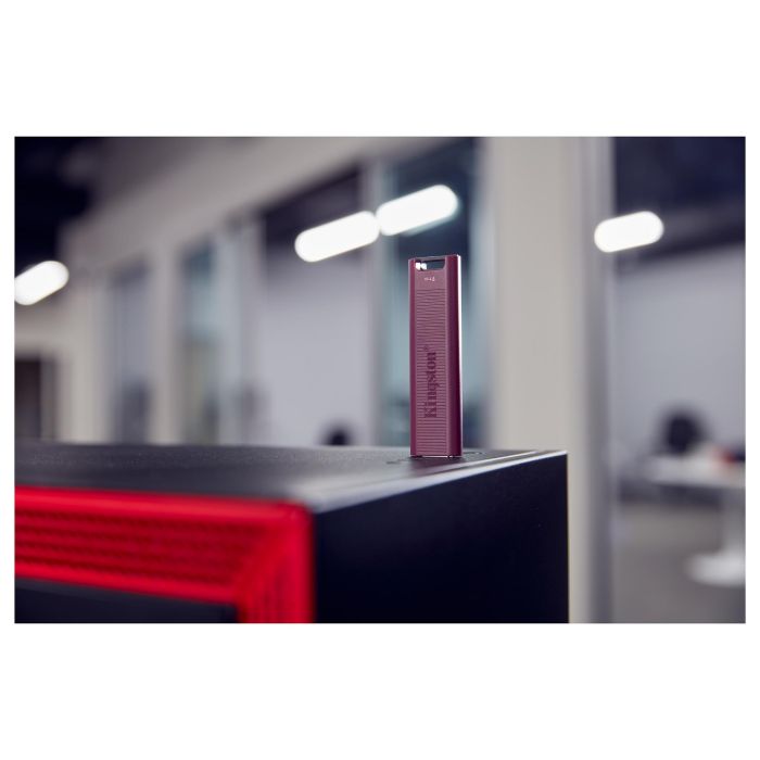 Kingston DataTraveler Ultimate GT USB 3.2 Gen 2, 1TB, 1000MB/s Lectura, 900MB/s Escritura, Rojo 14