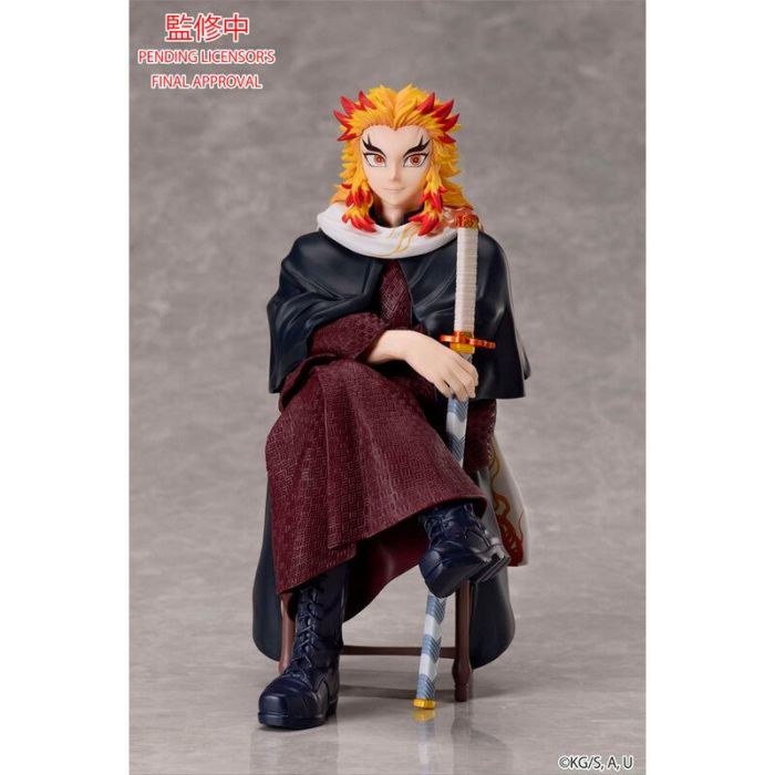 Figura Kyojuro Rengoku Demon Slayer Kimetsu no Yaiba 16,5cm 1