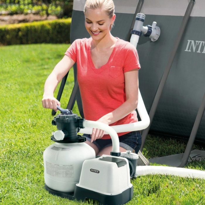 Intex Depuradora de Piscina Eléctrica con Filtro de Arena, Caudal de Bomba 7900 Litros/Hora, Voltaje 220/240V 1 Intex Depuradora de Piscina Eléctrica con Filtro de Arena, Caudal de Bomba 7900 Litros/Hora, Voltaje 220/240V 1