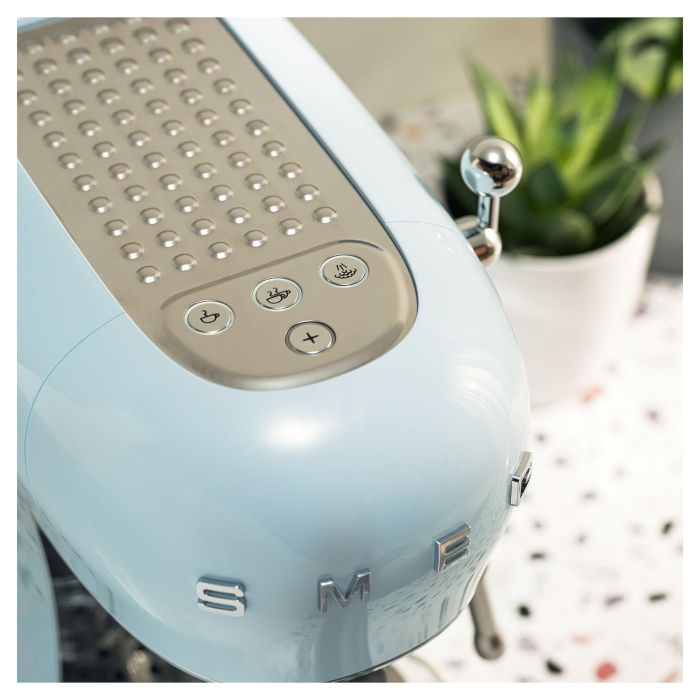 Smeg ECF02PBEU Máquina Espresso, 1.1L, 1350W, Pastel Blue 10