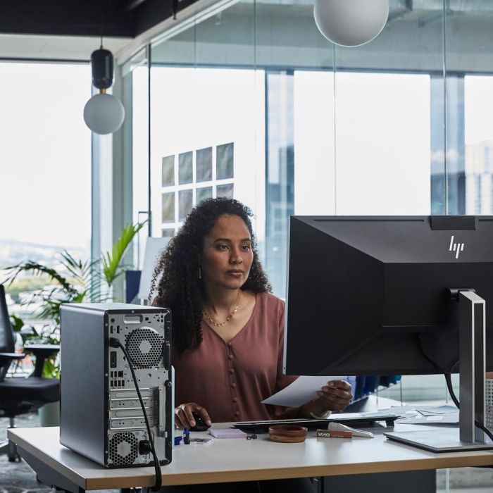 HP PC Elite Tower 800 G9 99A92ET Intel Core i7-14700 / 32GB RAM / 512GB SSD / Windows 11 Pro 2