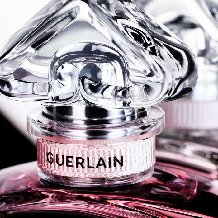 Guerlain La Petite Robe Noir Intense Estuche 3