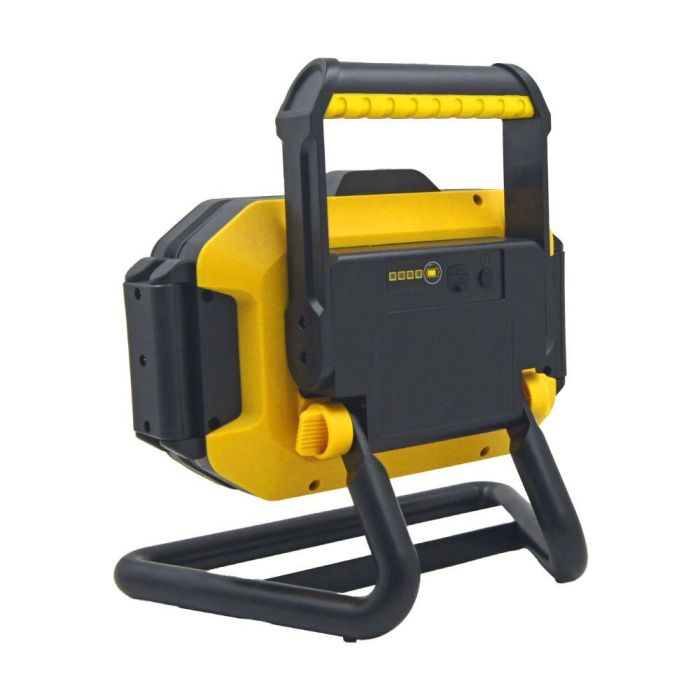 Edm Power Work AM3 Foco LED de Trabajo Portátil 25W 2500 Lúmenes 3 Modos de Luz IP44 con Batería Recargable 8h Autonomía Edm Power Work AM3 Foco LED de Trabajo Portátil 25W 2500 Lúmenes 3 Modos de Luz IP44 con Batería Recargable 8h Autonomía