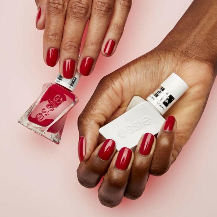 Essie Gel Couture #541-Chevron Trend 5
