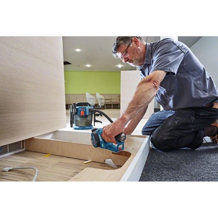 Bosch GHO 12V-20 Akku-Hobel 2