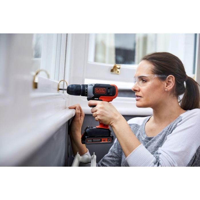 Black&Decker Akku-Bohrschrauber 18V 1.5Ah BCD001C1 6
