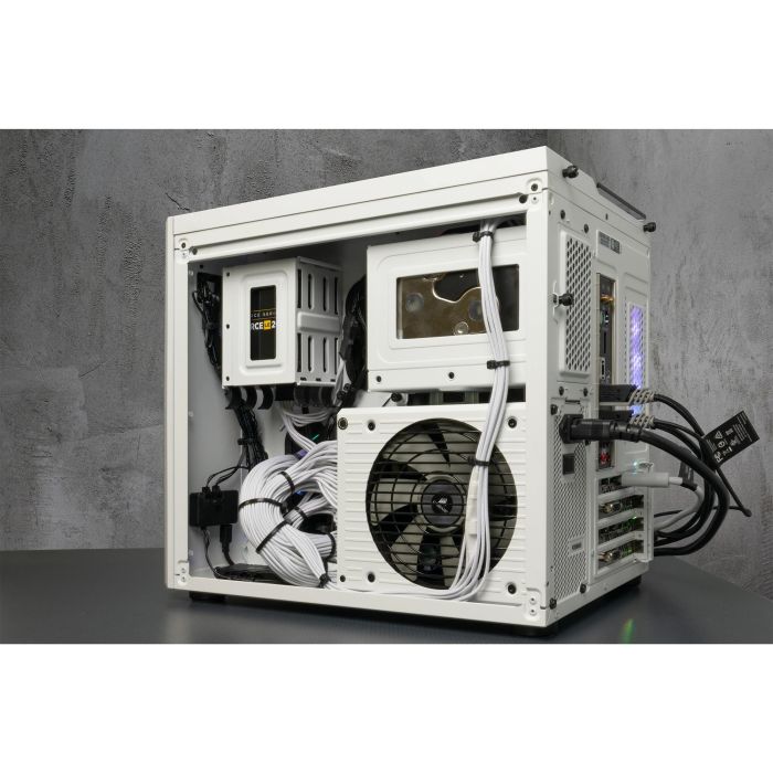 Corsair Torre PC Crystal Series 280X RGB con Ventana de Cristal Templado Blanca 20
