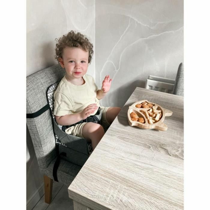 Dreambaby ON-THE-GO Silla Elevadora Portátil de Mesa para Niños | Compacta, Ligera y Fácil de Transportar con Compartimentos 4 Dreambaby ON-THE-GO Silla Elevadora Portátil de Mesa para Niños | Compacta, Ligera y Fácil de Transportar con Compartimentos 4
