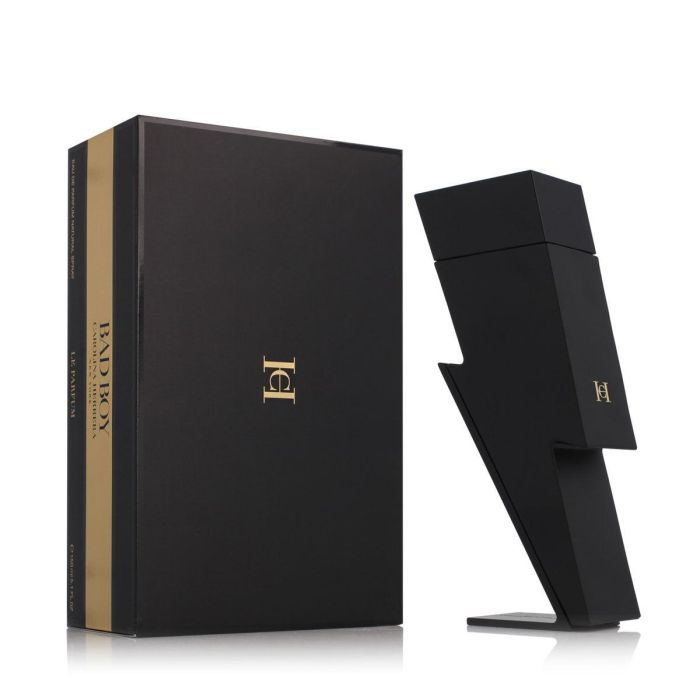 Carolina Herrera Bad Boy Le Parfum Eau de Parfum 150ml Hombre - Fragancia Moderna Audaz, Larga Duración, Amaderada y Cuero Carolina Herrera Bad Boy Le Parfum Eau de Parfum 150ml Hombre - Fragancia Moderna Audaz, Larga Duración, Amaderada y Cuero