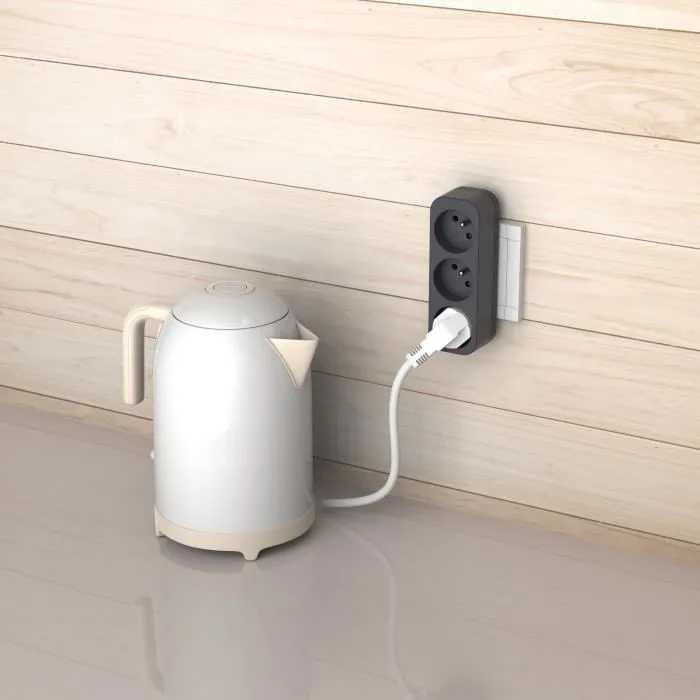 Triplite QUA4004282472384 QUARX 3P 16A Compacto, Compatible con NF 1