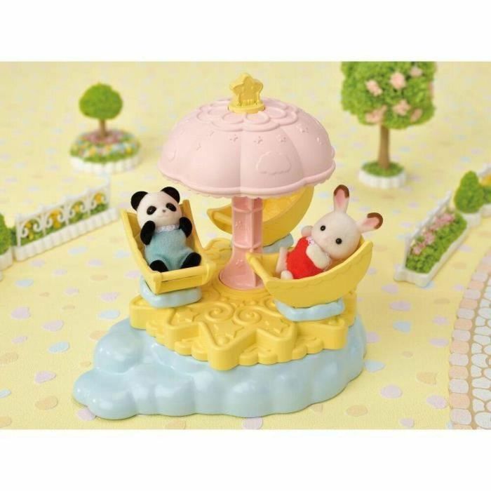 Sylvanian Families Carrusel Estrellado Niños - Accione el mango para girar y observar las estrellas escondidas bajo el techo, a partir de 3 años