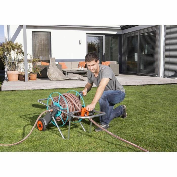 Gardena 100 Enrollador de Manguera de Jardín Metálico con Ruedas, para Mangueras de hasta 100 metros y 13 mm de Diámetro 3