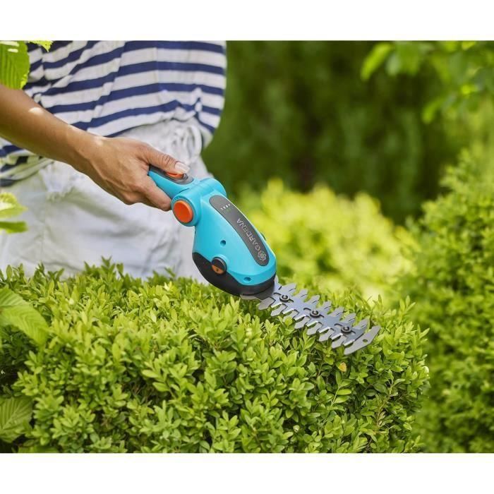 Kit Cisaille A Gazon Comfortcut Li + Bush Cutle Blade - 3.6 V/3.0 AH - Protección de cuchillas de cable USB -C - 9888-20 1 Kit Cisaille A Gazon Comfortcut Li + Bush Cutle Blade - 3.6 V/3.0 AH - Protección de cuchillas de cable USB -C - 9888-20 1