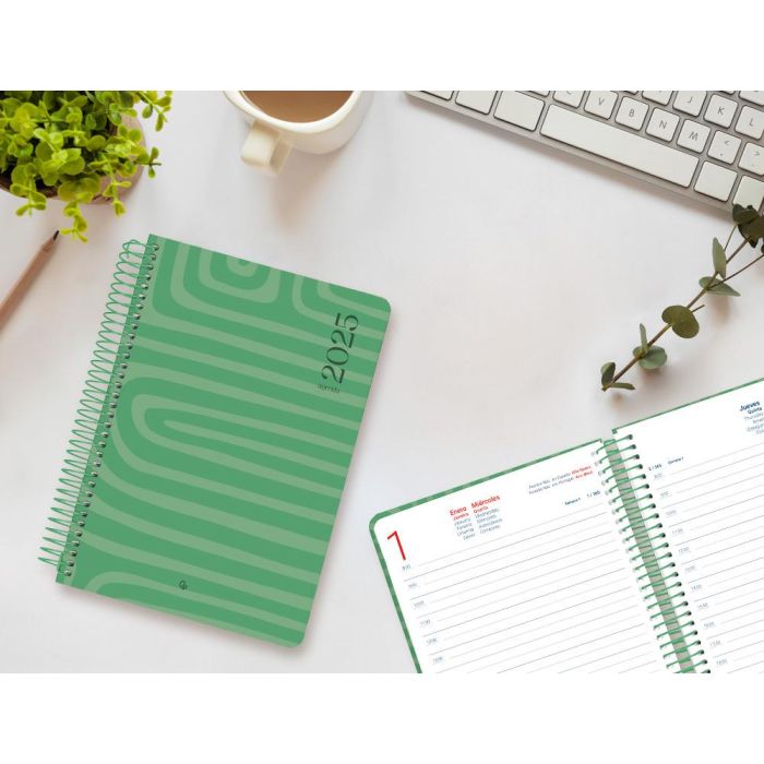 Agenda Espiral Liderpapel Syros A5 2025 Dia Pagina Color Verde Papel 60 gr 9