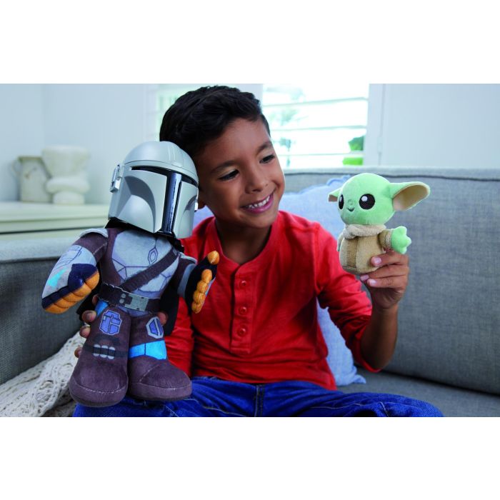 Mattel Star Wars Peluche Clan Dos Mando con Grogu 2