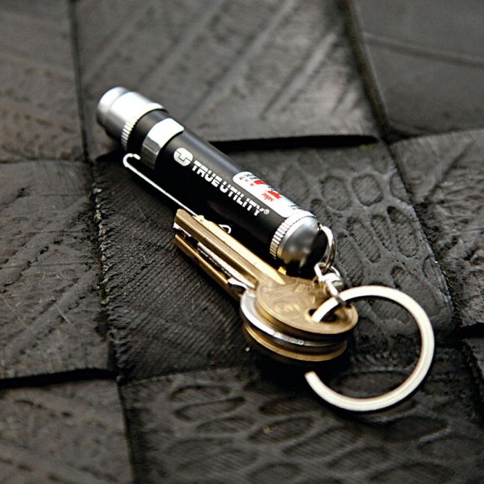 True Laserlite TU211K Linterna LED Potente con Láser Rojo Homologado 2 Funciones 8 Lúmenes 3