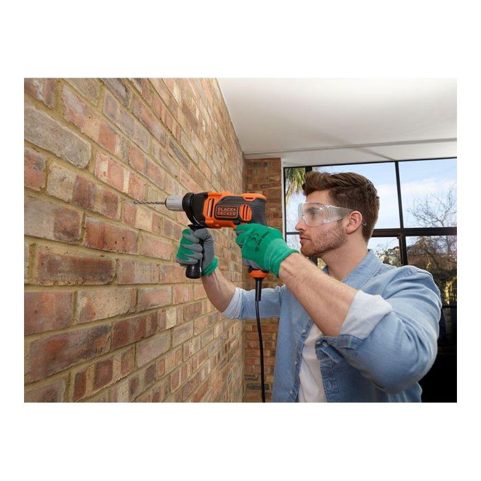Black+Decker Taladro Percutor 850W 230V con Cable 3m, Velocidad Variable 0-3100 rpm, Percusión 54400 BPM, Maletín, Mango Lateral y Brocas 3