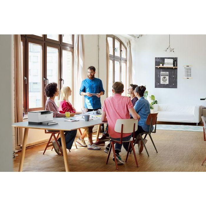 HP M209d Impresora Láser Monocromo con Impresión Dúplex Rápida, Diseño Compacto, Alto Rendimiento y Configuración Sencilla con App HP 29