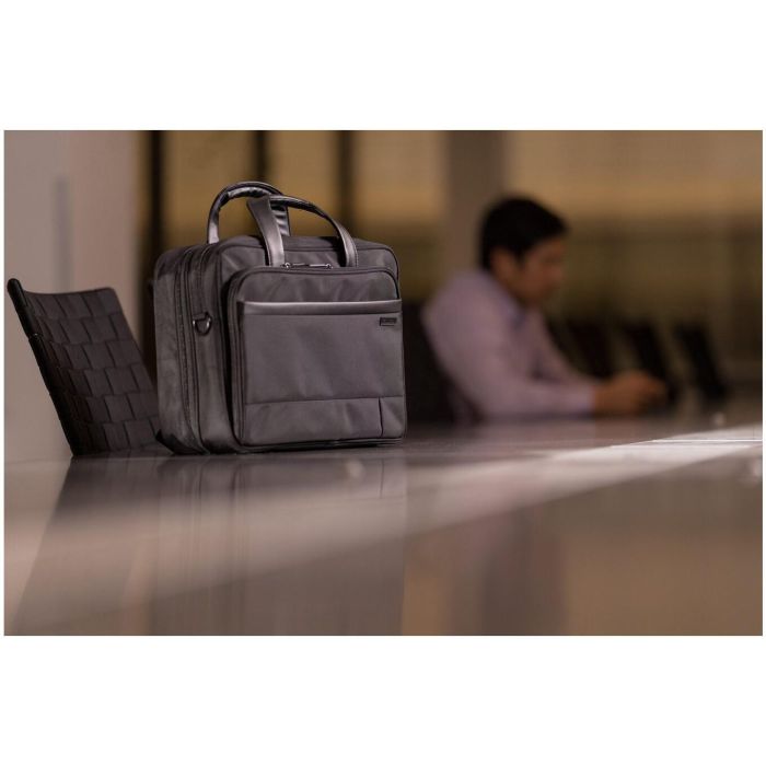 Kensington Contour 2.0 Business Maletín para Portátil 15.6 pulgadas Negro Ergonómico, con Bolsillo de Seguridad RFID y Cremallera Antipunzadas 9