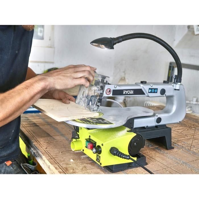 Sierra de calar RYOBI 125 vatios 405 mm 1 Sierra de calar RYOBI 125 vatios 405 mm 1
