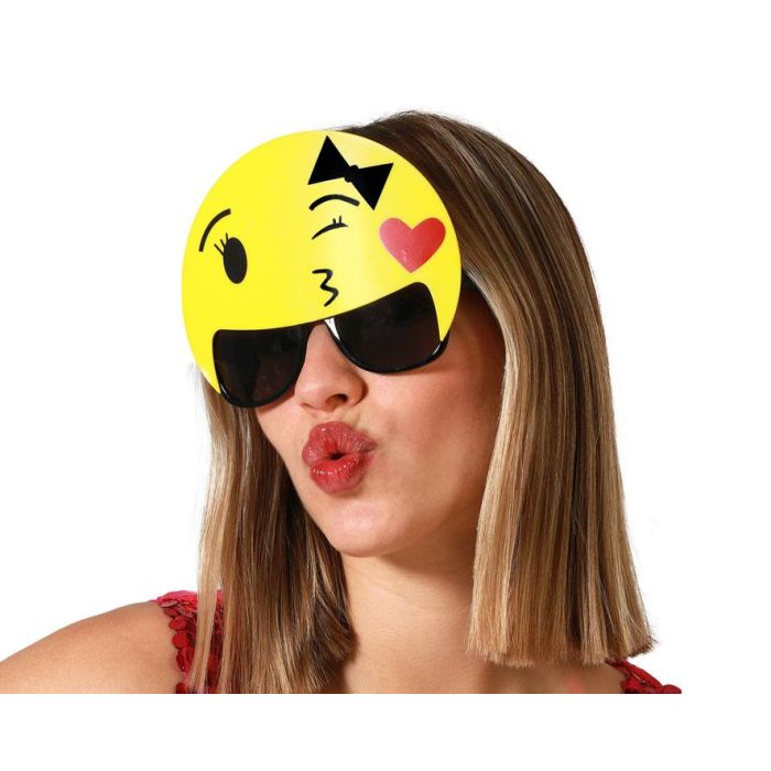 Gafas Emoticono Amarillas Con Diseño De Cara Guiñando El Ojo Gafas Emoticono Amarillas Con Diseño De Cara Guiñando El Ojo